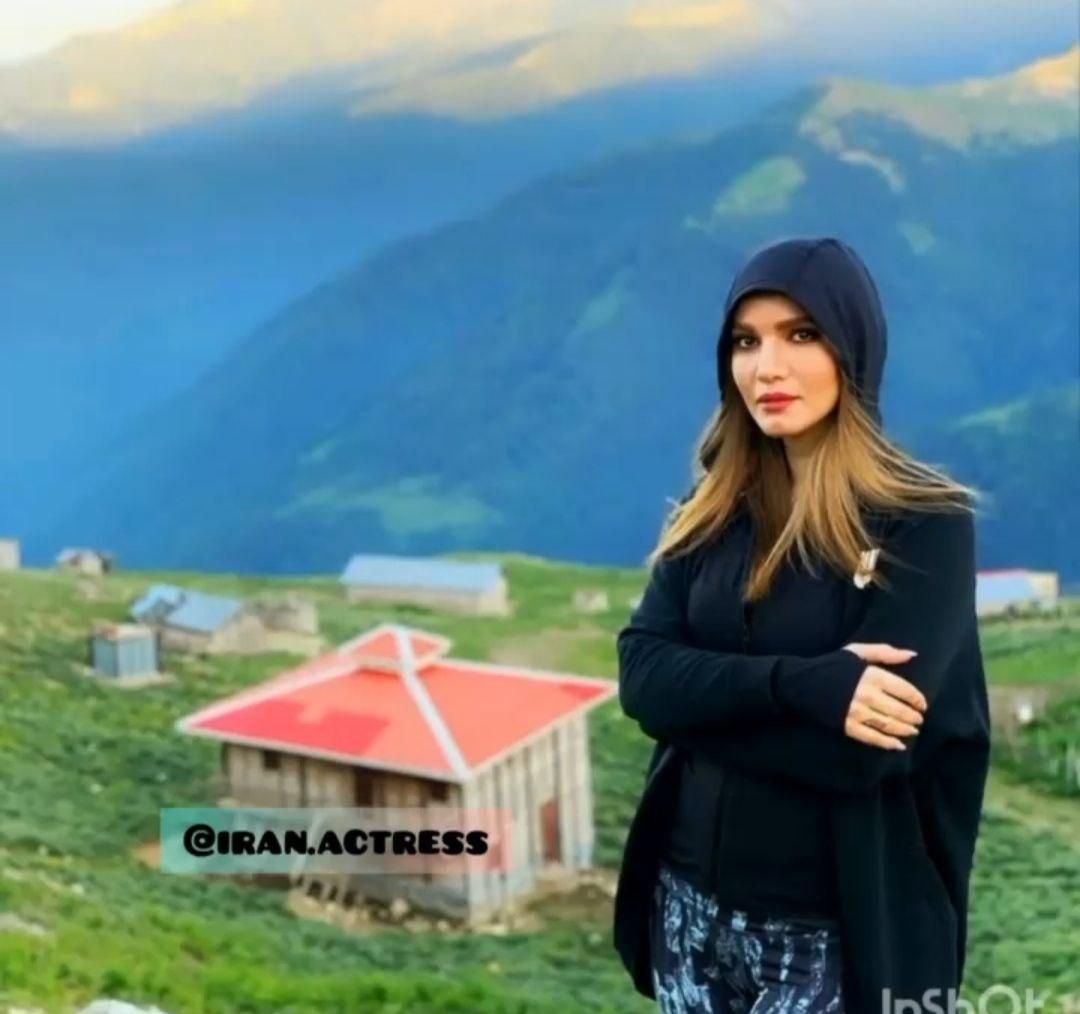 متین ستوده
