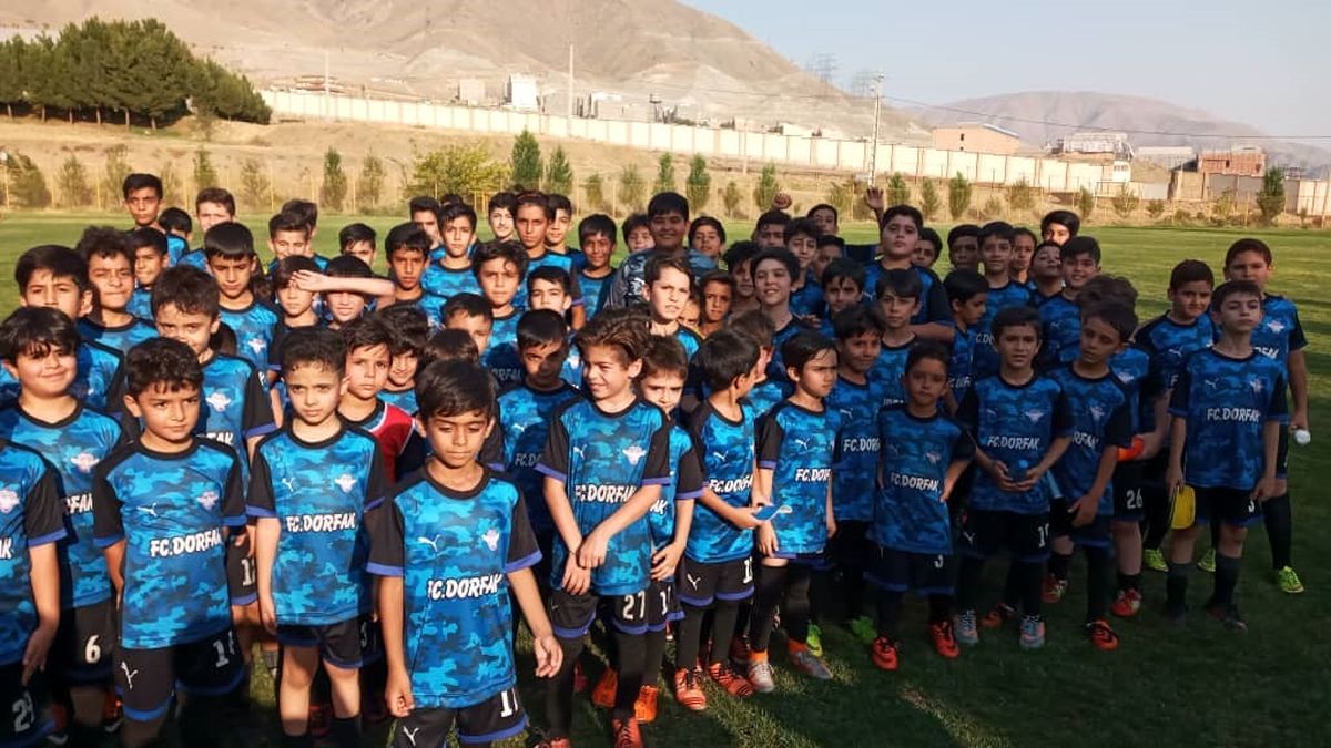 انتخاب بهترین مدرسه فوتبال و آکادمی فوتبال در کرج و استان البرز FCDORFAK