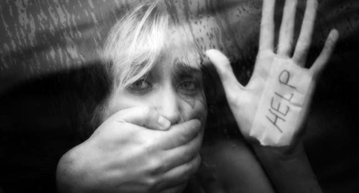 تجاوز جنسی وحشتناک فوتبالیست معروف به دختر دبیرستانی+جزئیات