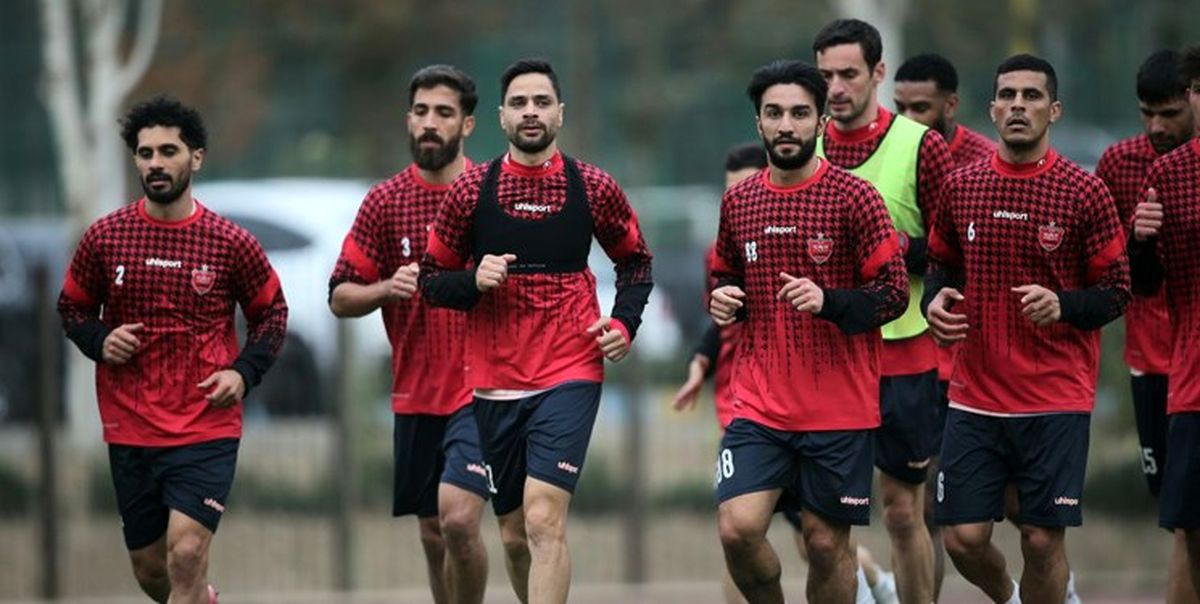 2 کاپیتان پرسپولیس منتظر زای کمیته انضباطی