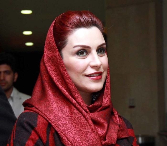 تصاویر عاشقانه ماهچهره خلیلی در آغوش همسرش+عکس های دیده نشده