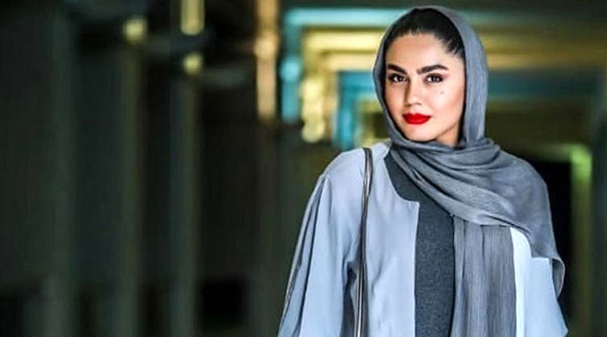 تیپ عجیب آزاده زارعی وسط کویر+عکس دیدنی