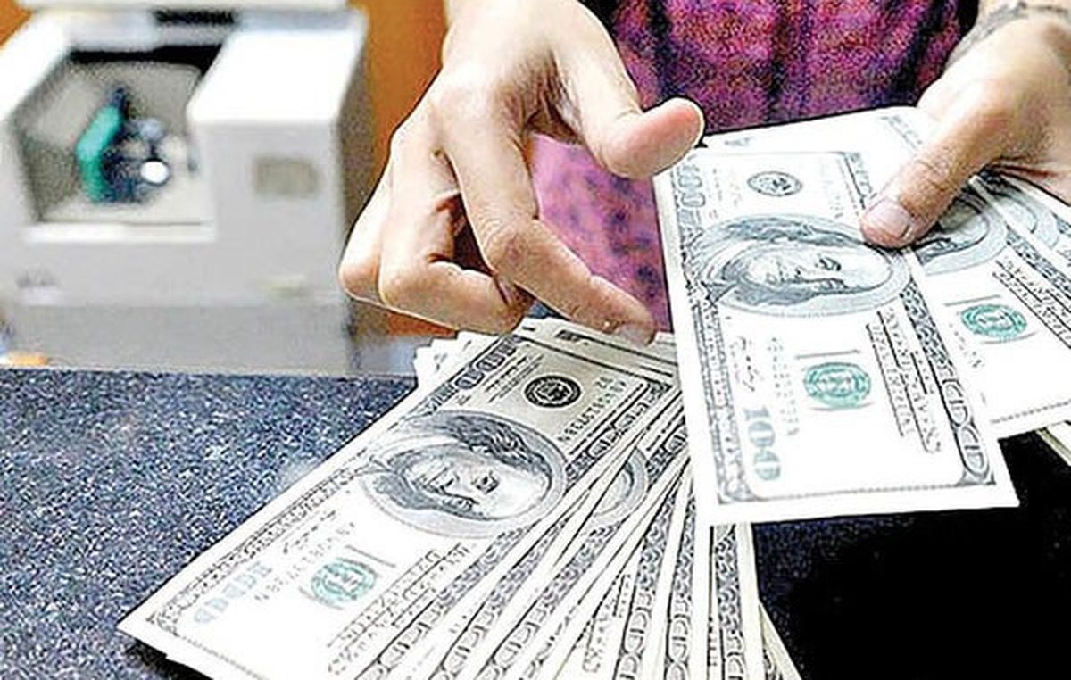 قیمت دلار امروز دوشنبه 22 دی 99 / قیمت دلار در بازار روند نزولی پیدا کرد + جدول