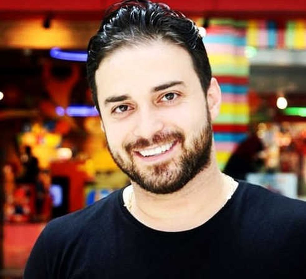 غواصی بابک جهانبخش در جزیره کیش!+فیلم لو رفته