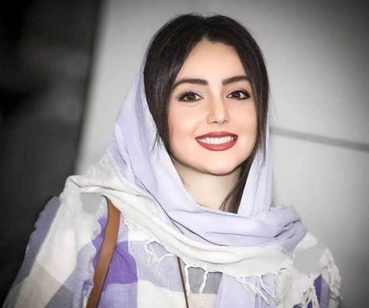 عکس تیپ خاص و بی روسری نازنین بیاتی درحال سیگار کشیدن! + عکس های دیده نشده