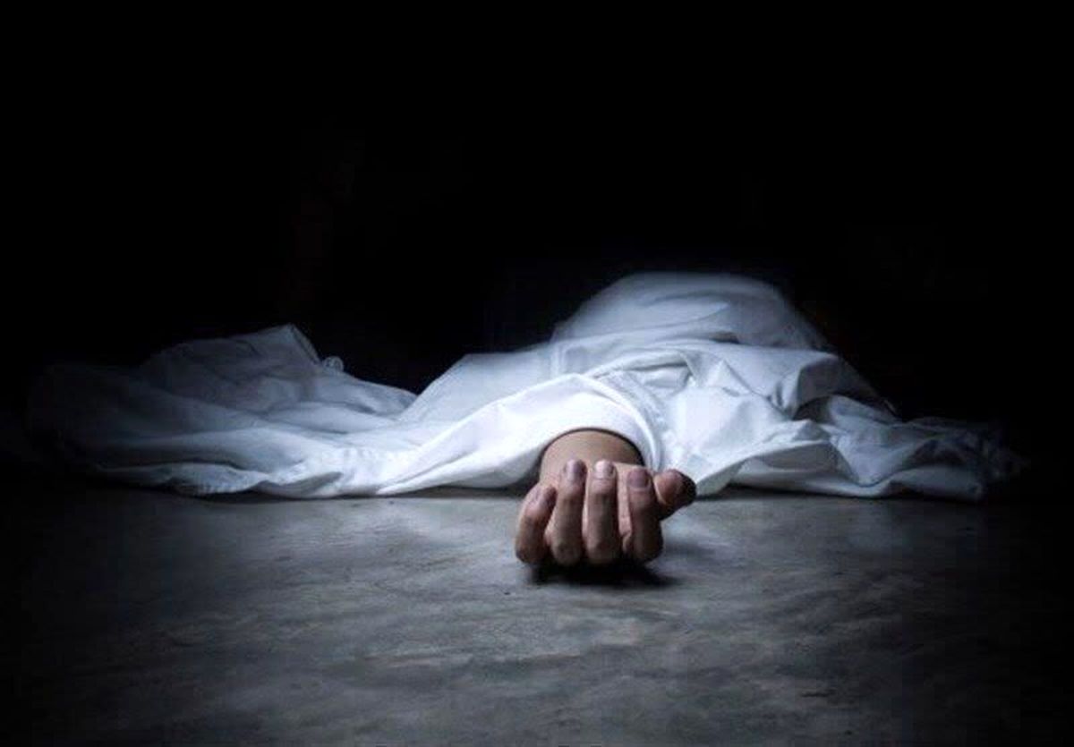 ویدئوی 18+ از لحظه خودکشی فجبع دختر شهرستانی | ضجه های جگرسوز مادر و خواهر بر سر جنازه