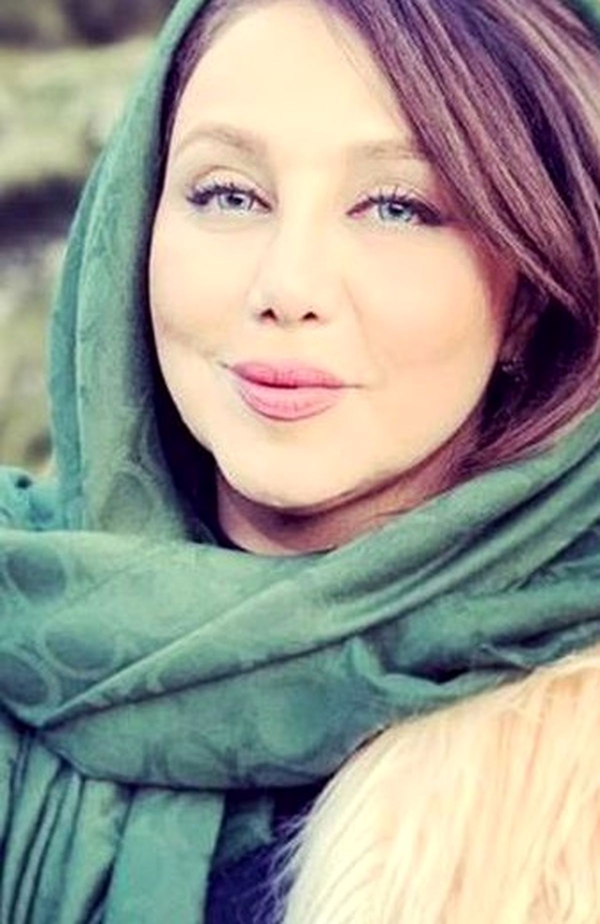 شباهت زیاد بهنوش بختیاری با خواهرش