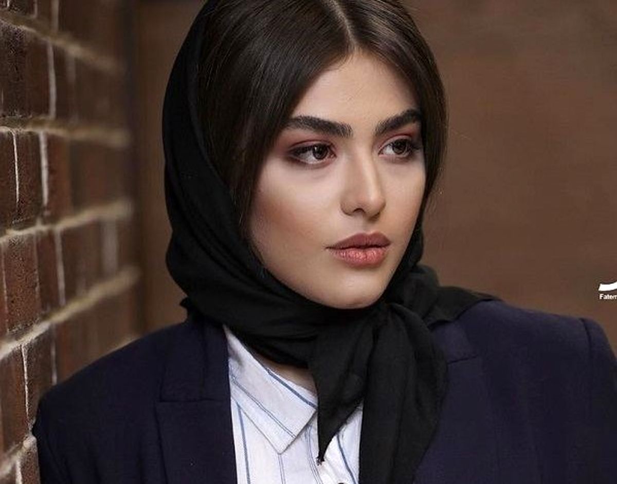 جنجال جدید ریحانه پارسا / فیلم لو رفته از دختر پرحاشیه سینما + عکس