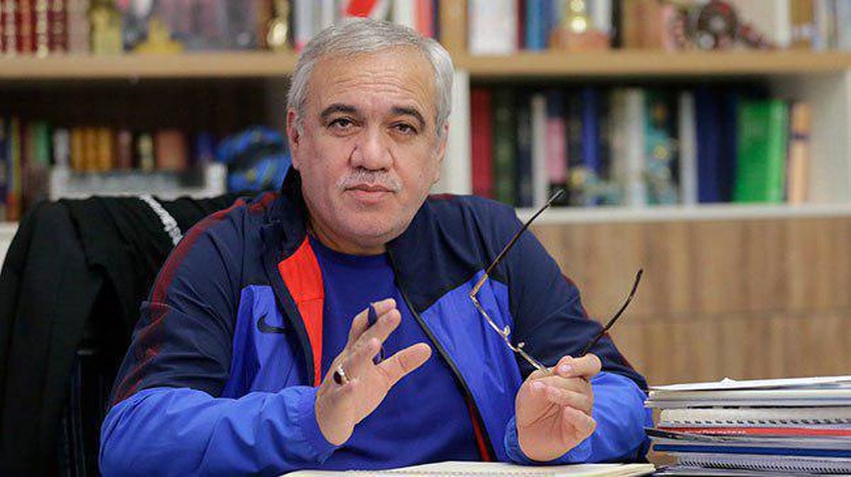 فتحاللهزاده: پرسپولیس را به آذری جهرمی بدهند ادارهاش کند!