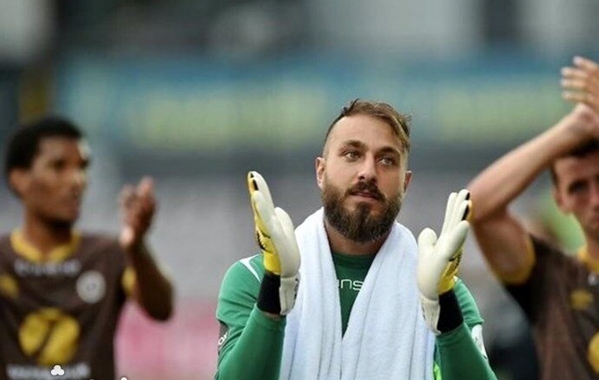 پست احساسی دروازهبان پرسپولیسی طرفدار سرمربی استقلال شد!