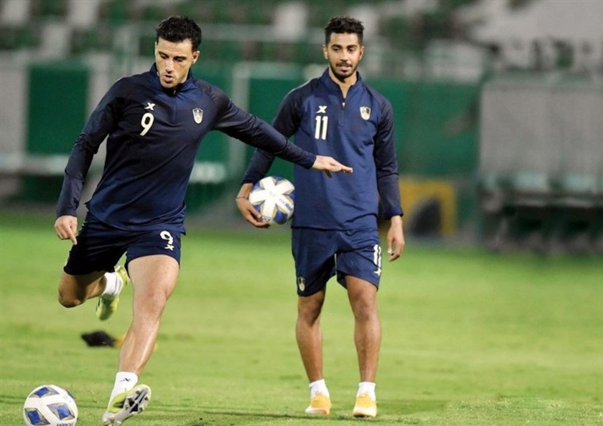 الاهلی با چه ترکیبی به مصاف استقلال میرود؟