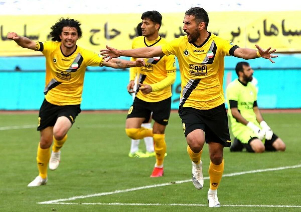 سپاهان در راه موفقیت لیگ بیست و یکم