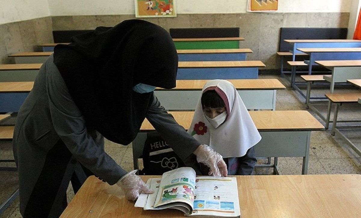 رتبه بندی معلمان به کجا رسید؟ | جنگ بر سر رتبه بندی معلمان در مجلس همچنان ادامه دارد
