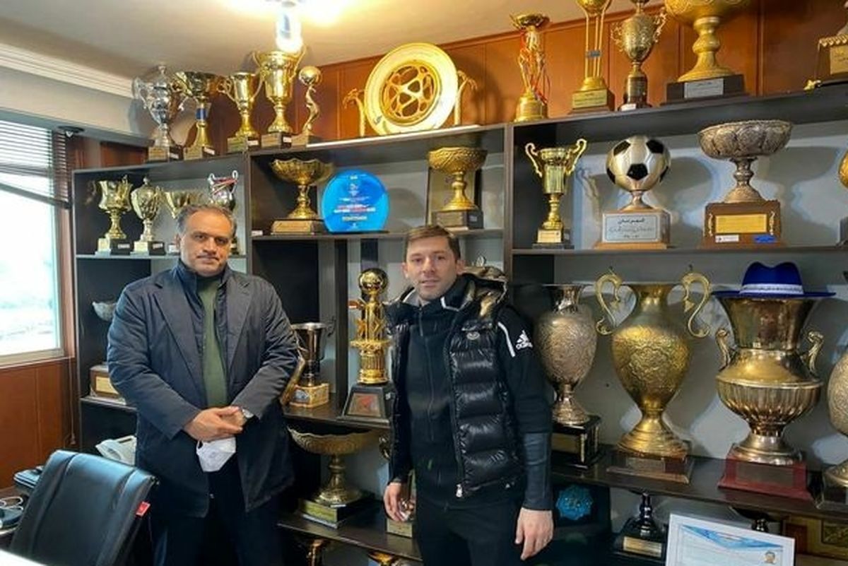 استقلال پول بلیت میلیچ را میدهد