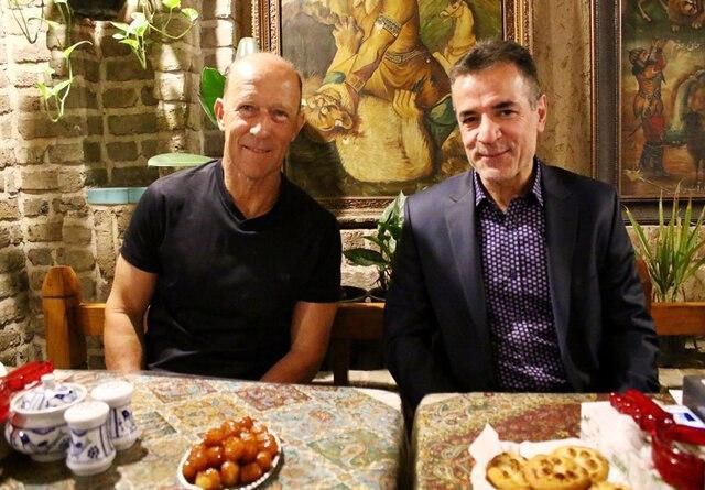ماجرای جذاب شب کریسمس در منزل شخصی کالدرون!